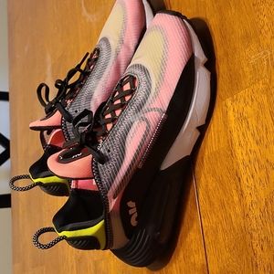 Nike Air 2090 sz 9